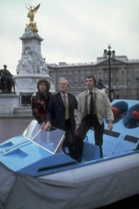 Gordon requisitions the Whomobile for an emergency trip to Buck House
